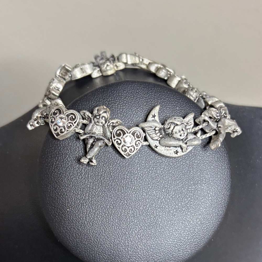 Vintage Silver Tone Angel Cupid Heart Rhinestone Bracelet Avon